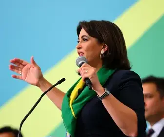 Michelle Bolsonaro e Bia Kicis no Senado